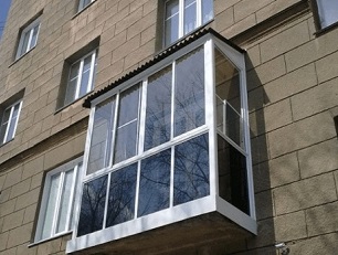 Французское (панорамное) остекление балкона